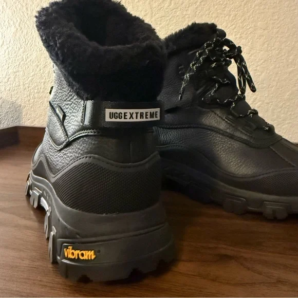 NEW $350 UGG Adirondack Meridian Gore-Tex Hiker Winter Boots Black Size 9 Women - Picture 6 of 6